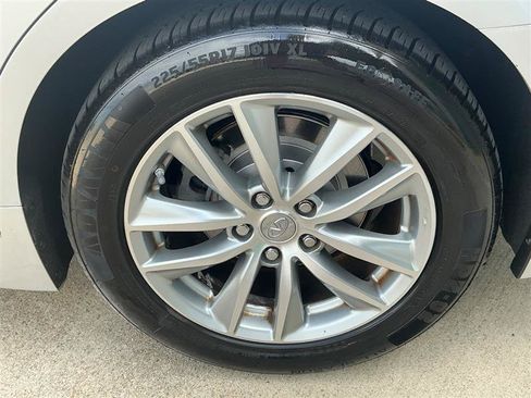 Used 2015 INFINITI Q50 AWD w/ Moonroof Package image 24