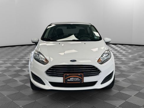 Used 2019 Ford Fiesta SE image 3