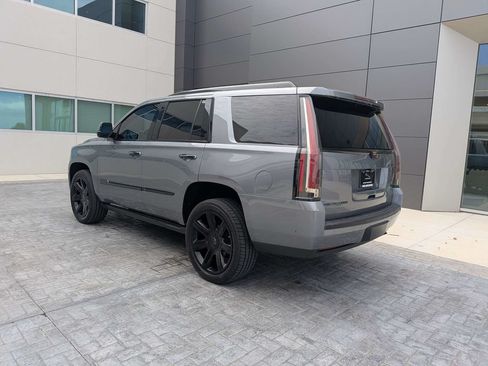 Used 2019 Cadillac Escalade Premium Luxury RWD image 6