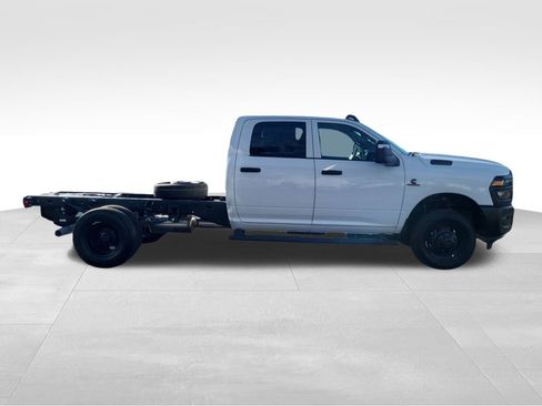 New 2026 RAM 3500 Tradesman image 4