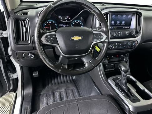 Used 2022 Chevrolet Colorado LT w/ Fleet Safety Package RWD image 21