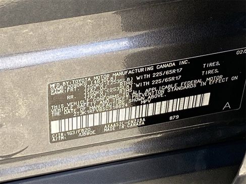 Certified 2025 Toyota RAV4 LE image 35