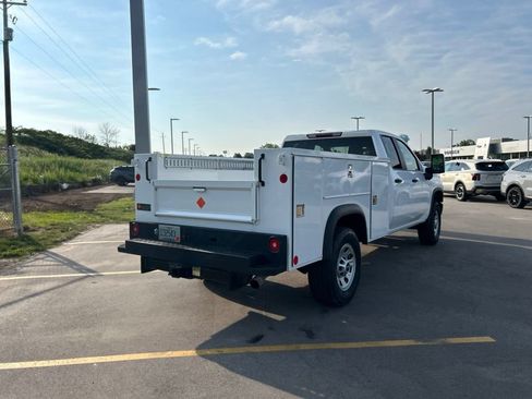 Used 2023 Chevrolet Silverado 3500 W/T w/ WT Convenience Package AWD/4WD image 7
