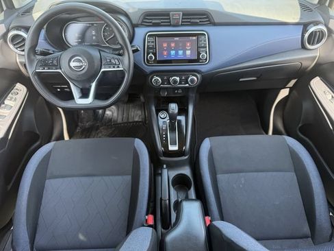 Used 2023 Nissan Versa SV FWD image 9