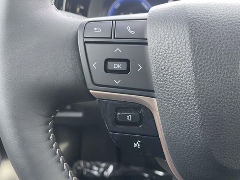 New 2026 Toyota Crown XLE image 31