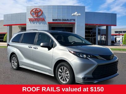 Used 2021 Toyota Sienna XLE