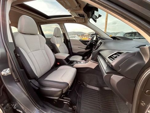 Used 2022 Subaru Forester Premium image 37