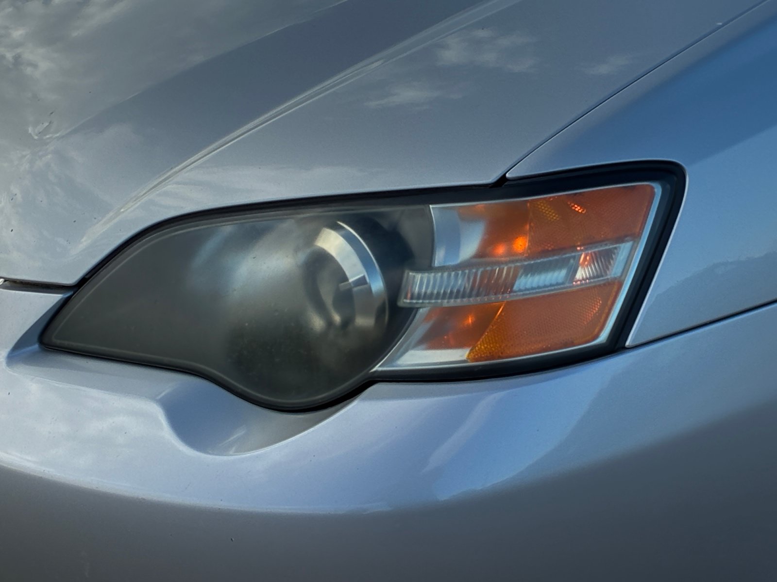 Used 2005 Subaru Legacy 2.5i AWD/4WD image 11