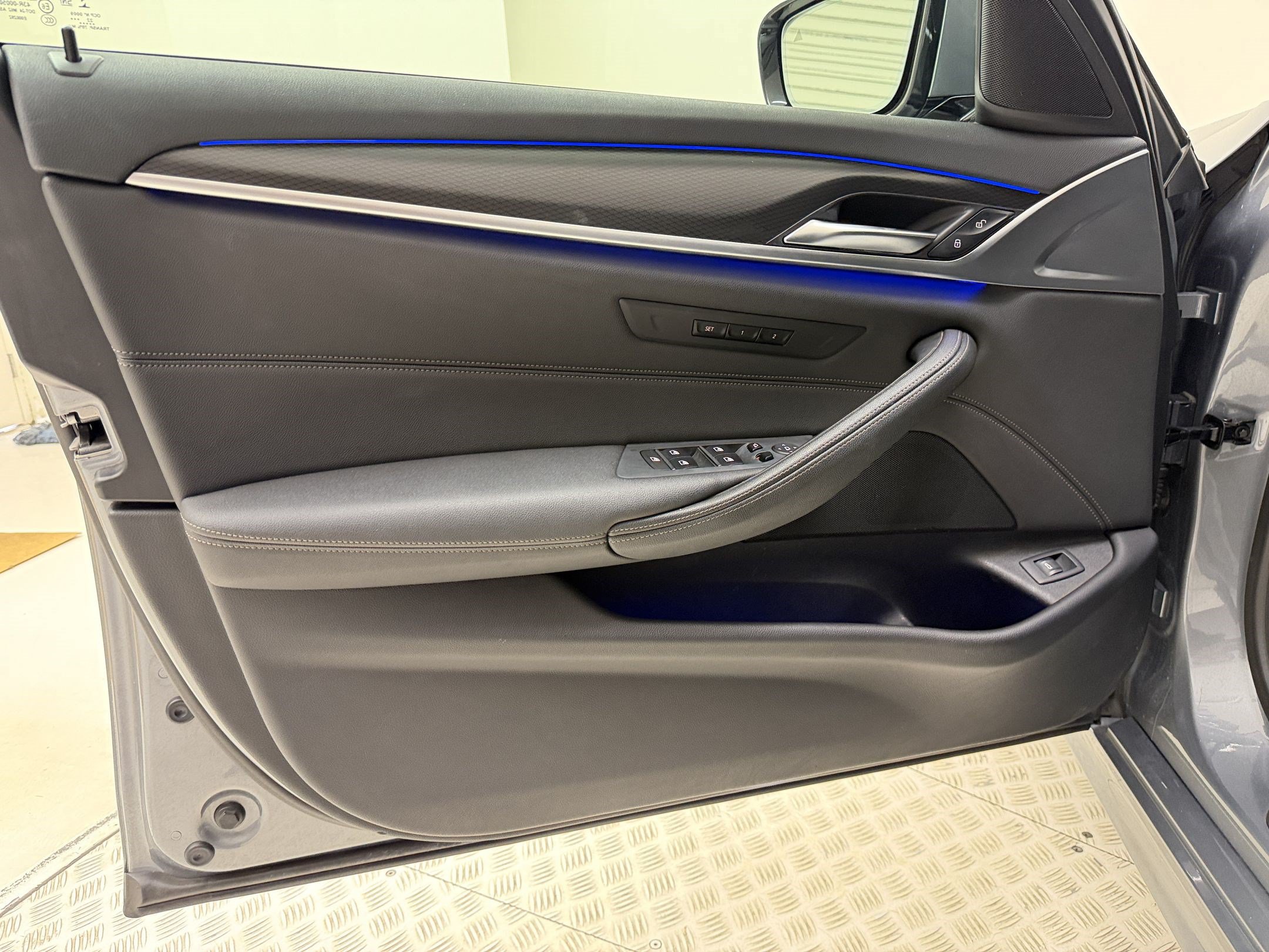 Certified 2023 BMW 540i w/ M Sport Package RWD image 14