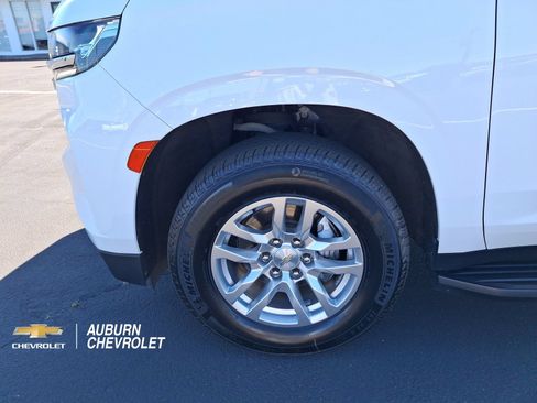 Certified 2022 Chevrolet Suburban LS AWD/4WD image 26