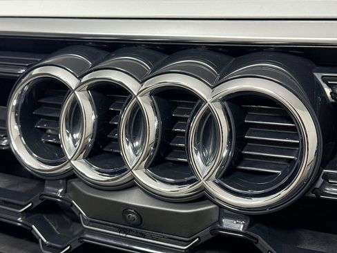 Certified 2022 Audi Q5 2.0T Premium Plus image 32