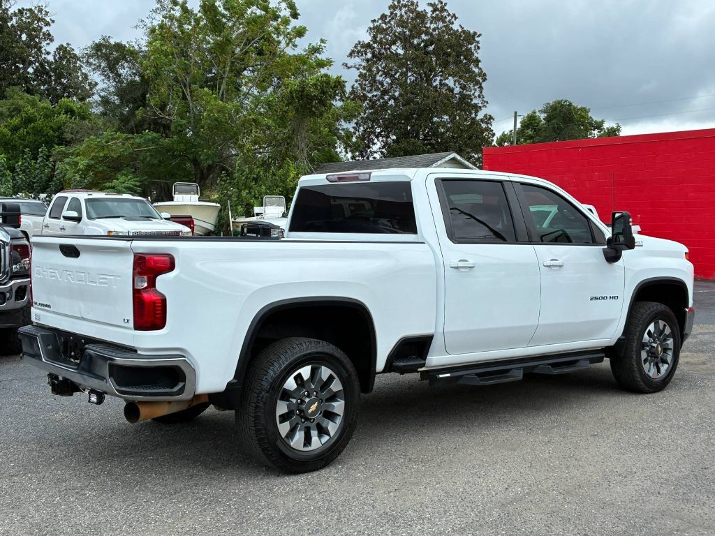 Used 2021 Chevrolet Silverado 2500 LT w/ Convenience Package AWD/4WD image 6