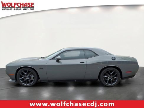 Certified 2023 Dodge Challenger R/T w/ Blacktop Package RWD image 2