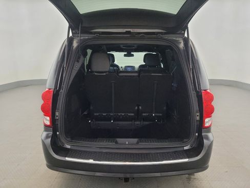 Used 2019 Dodge Grand Caravan GT FWD image 29