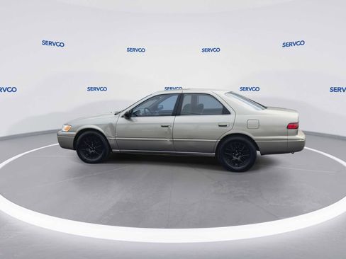 Used 1999 Toyota Camry LE image 5