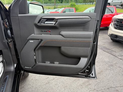 New 2026 GMC Sierra 1500 AT4 w/ AT4 Premium Package AWD/4WD image 24
