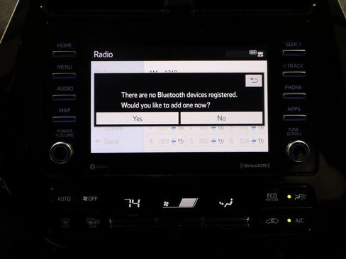 Used 2022 Toyota Prius XLE image 27