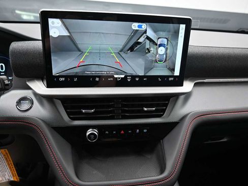 New 2026 Ford Explorer ST-Line w/ ST-Line Street Pack AWD/4WD image 17
