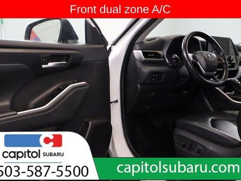 Used 2023 Toyota Highlander XLE image 10