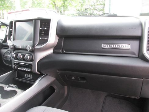 Used 2024 RAM 2500 Big Horn w/ Off Road Package AWD/4WD image 23