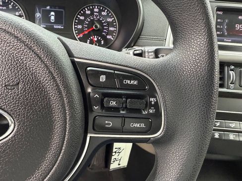 Used 2016 Kia Optima LX w/ LX Convenience Package image 29