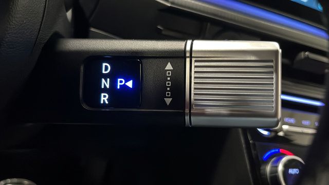 Used 2025 Hyundai Santa Fe Calligraphy AWD/4WD image 19