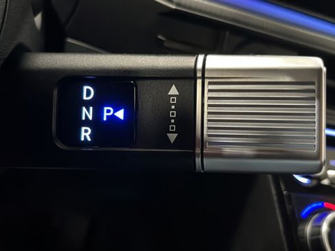 Used 2025 Hyundai Santa Fe Calligraphy AWD/4WD image 19