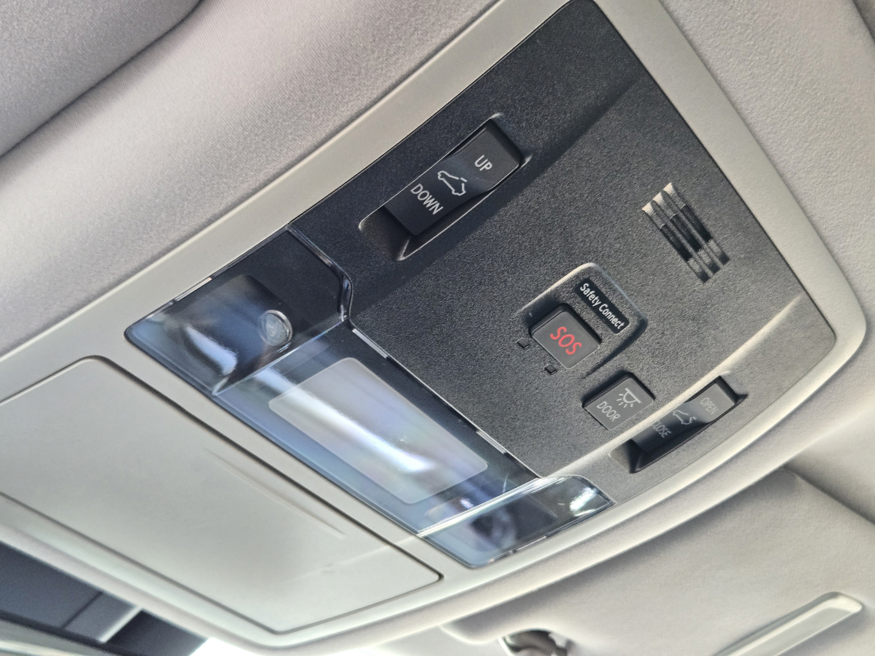 Used 2018 Lexus RX 350L Luxury w/ Accessory Package FWD image 26