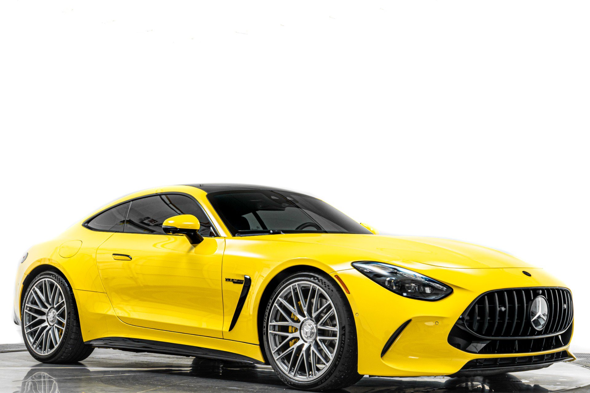 Used 2024 Mercedes-Benz AMG GT 63 image 32