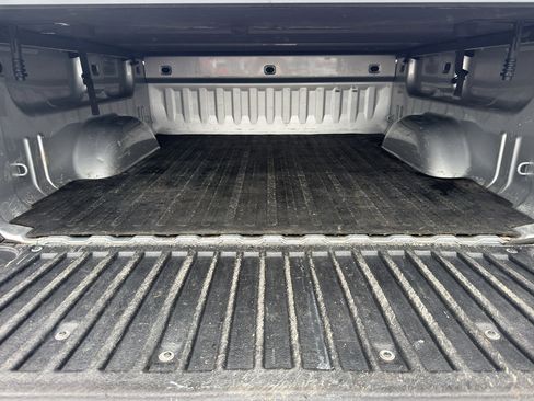 Used 2018 Chevrolet Silverado 1500 LT w/ All Star Edition image 9