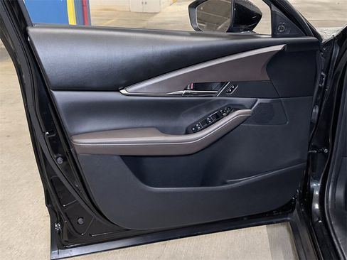 Used 2023 MAZDA CX-30 AWD 2.5 S w/ Premium Package image 20