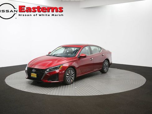 Used 2023 Nissan Altima 2.5 SV w/ SV Premium Package image 96