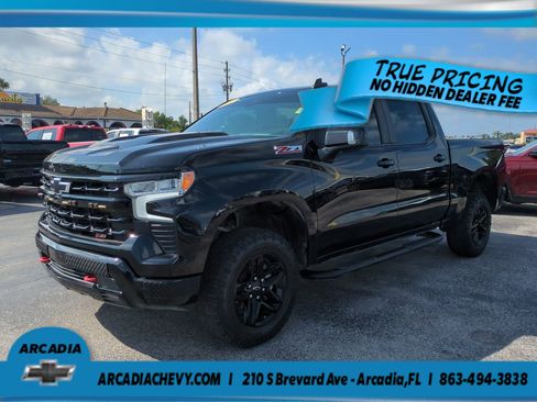 Used 2022 Chevrolet Silverado 1500 LT Trail Boss w/ LT Trail Boss Premium Package AWD/4WD image 8