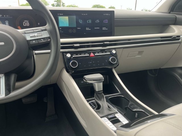 Certified 2025 Hyundai Tucson SEL AWD/4WD image 15