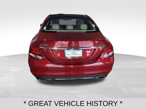 Used 2017 Mercedes-Benz C 300 4MATIC Sedan image 4