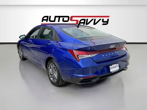 Used 2024 Hyundai Elantra SEL FWD image 5