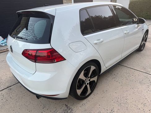 Used 2017 Volkswagen GTI S image 6