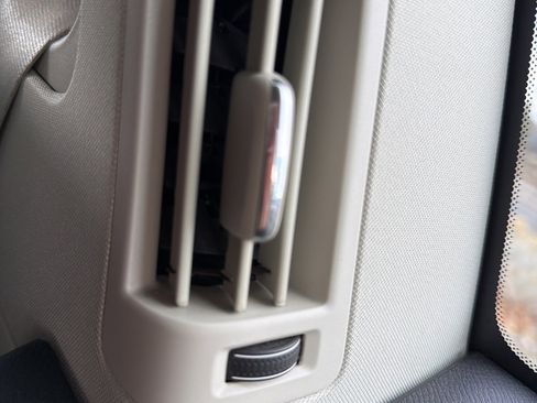 Used 2020 Volvo XC90 T5 Momentum w/ Protection Package Premier image 96