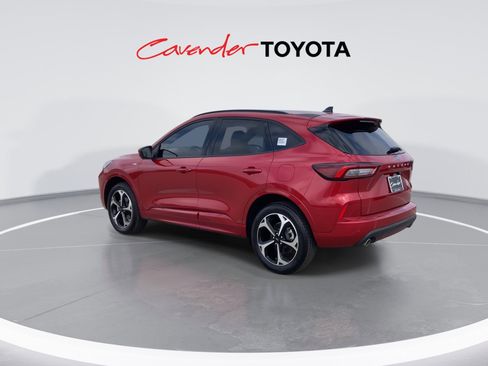 Used 2024 Ford Escape ST-Line Elite w/ Premium Technology Package image 6