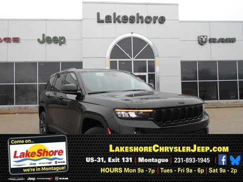 New 2025 Jeep Grand Cherokee Limited w/ Trailer Tow Package image 1