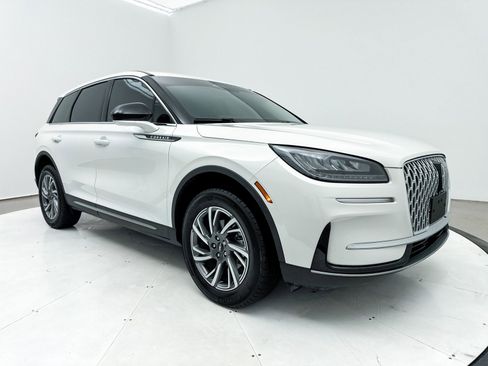 Used 2024 Lincoln Corsair Premiere image 13