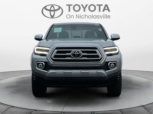 Used 2023 Toyota Tacoma Limited image 9