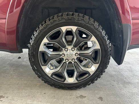 Used 2019 RAM 1500 Limited AWD/4WD image 22