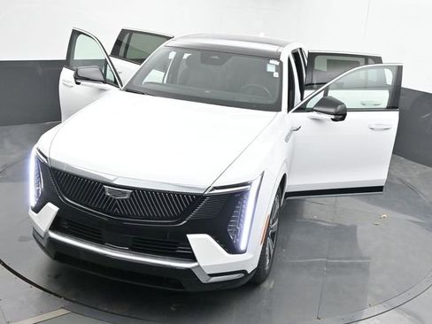 New 2025 Cadillac Escalade IQ Luxury 1 image 58