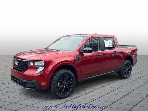 New 2025 Ford Maverick XLT w/ XLT Luxury Package AWD/4WD image 3