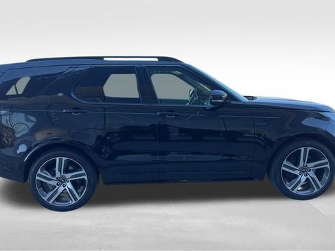 New 2024 Land Rover Discovery Dynamic SE image 5