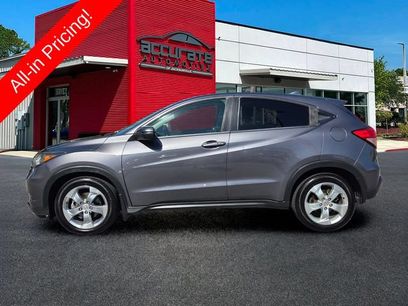 Used 2017 Honda HR-V EX