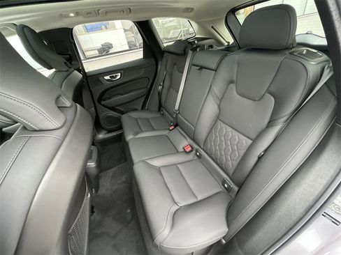 New 2026 Volvo XC60 B5 Plus w/ Climate Package image 23