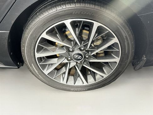 Used 2020 Hyundai Sonata Limited image 11