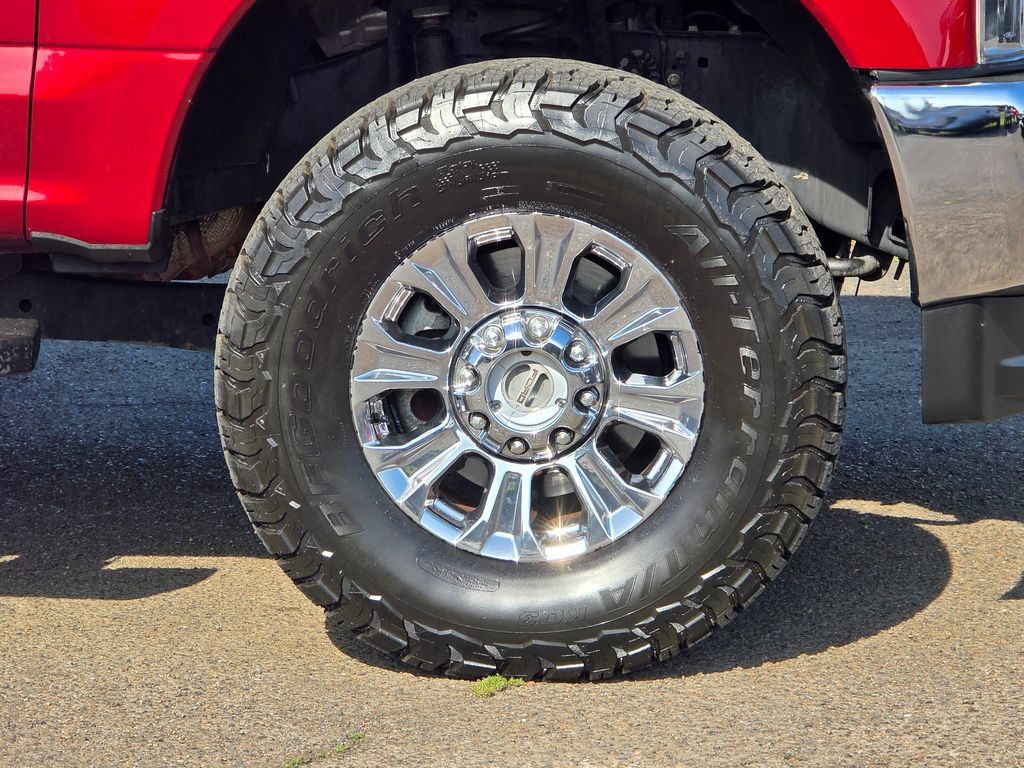 Used 2018 Ford F250 XLT w/ XLT Premium Package AWD/4WD image 29